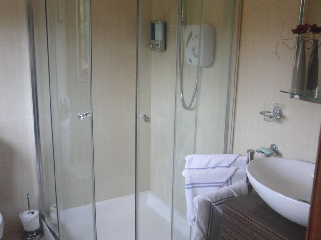 Bed and Breakfast Woodlands House Farranfore Habitación foto
