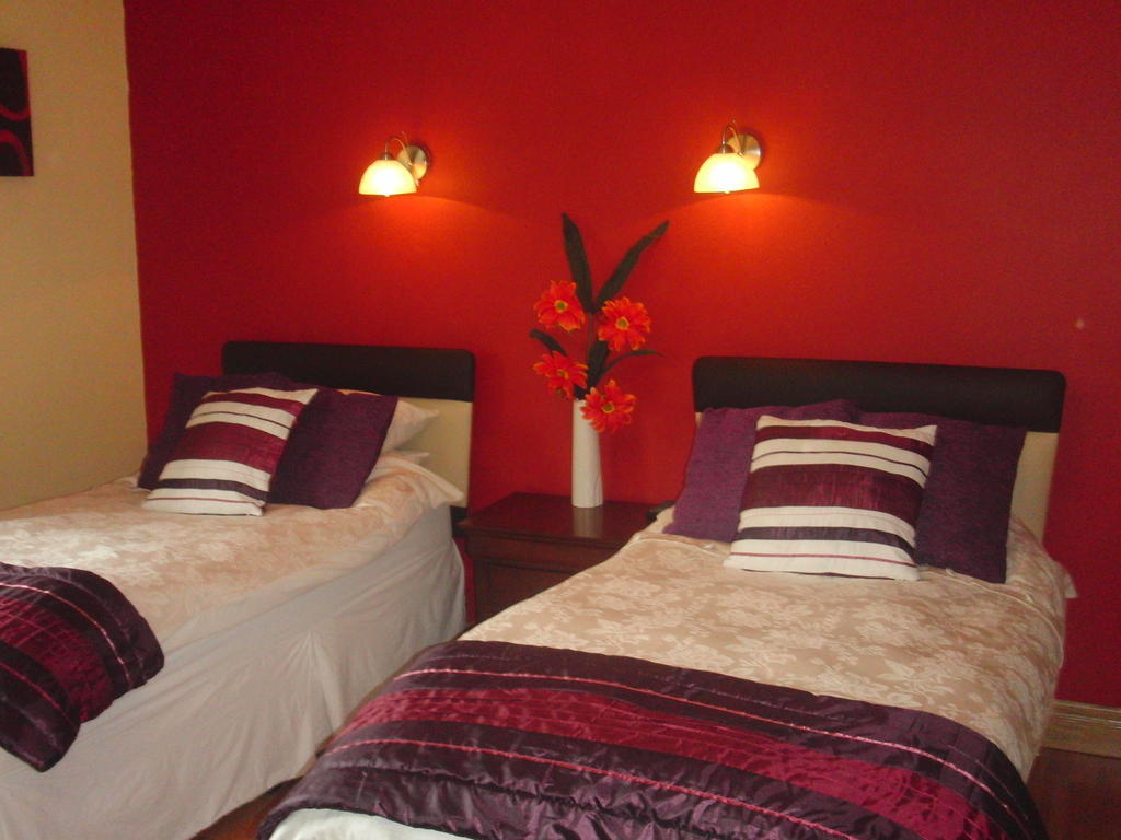 Bed and Breakfast Woodlands House Farranfore Habitación foto
